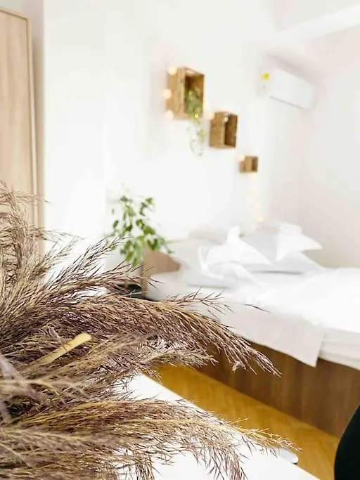 Cozy Flat Right Next To Bucharest'S Central Park